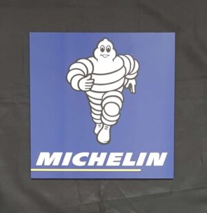 Michelin reclame bord, rennende Bibendum